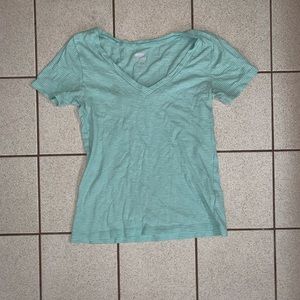 V-neck t shirt